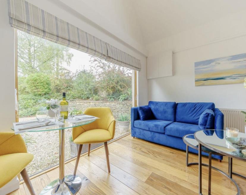The Liss @ Piper House Apartment Cheltenham Exterior photo
